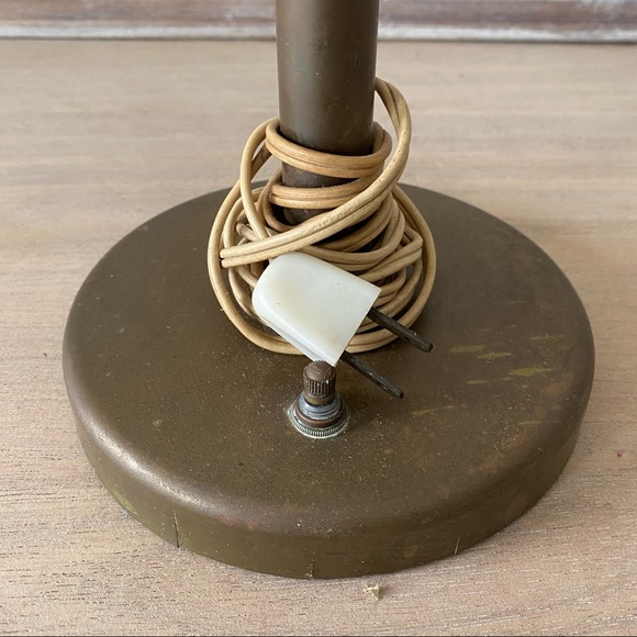 Vintage Walter Von Nessen Studio Bronze Table Lamp 1940’s - Picture 6 of 13